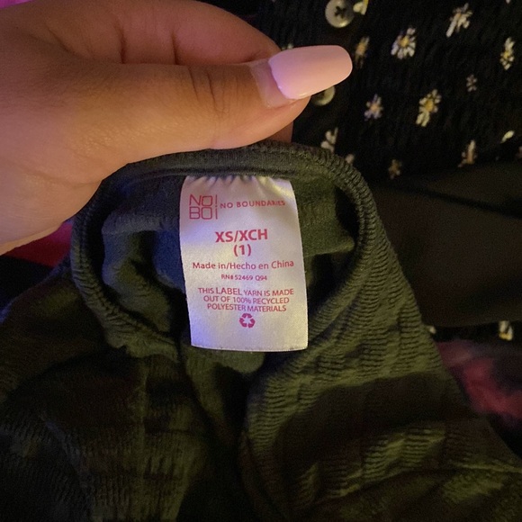 cute green T - Picture 3 of 3